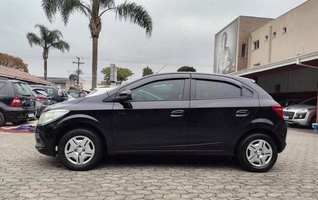 imagem-https://www.socarrao.com.br/sc-vehicle-images-prod/3918562/1789676279055-8487938_18_B_39aeeca6d2.jpeg
