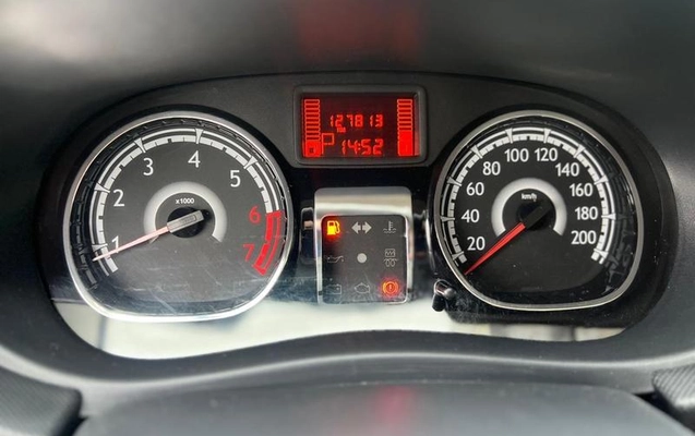 imagem-https://www.socarrao.com.br/sc-vehicle-images-prod/3918617/1789676409651-8413093_8_B_2756799a1b.jpeg