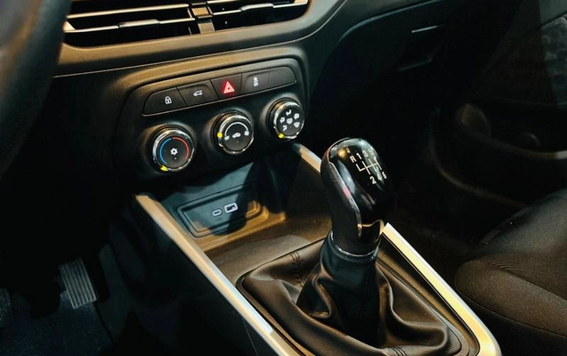 imagem-https://www.socarrao.com.br/sc-vehicle-images-prod/3918624/1790006093108-8477015_8_B_c656fd8f4e.jpeg