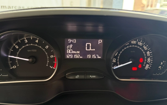 imagem-https://www.socarrao.com.br/sc-vehicle-images-prod/3918686/1789676501469-8Rn22r4wlb6qUFpTHG6IWmCfKR73Vm8W.jpg