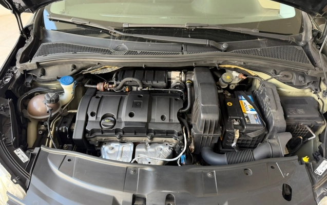 imagem-https://www.socarrao.com.br/sc-vehicle-images-prod/3918686/1789676501474-i1AgV5M8wNU2qvcByjhWMJz6kj7L74jD.jpg