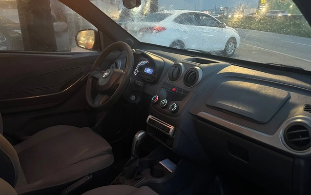 imagem-https://www.socarrao.com.br/sc-vehicle-images-prod/3918702/1789676550032-0c36da7373a2433c971af5ba5bfa6868_1789160928271.jpg