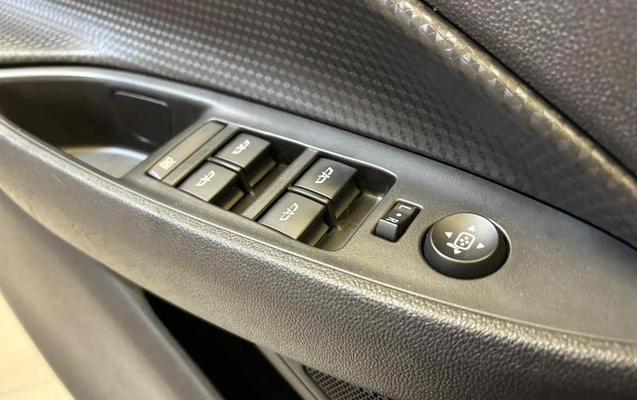 imagem-https://www.socarrao.com.br/sc-vehicle-images-prod/3918734/1789676595908-8432530_7_B_5f52365b93.jpeg