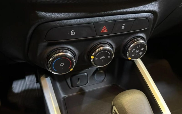 imagem-https://www.socarrao.com.br/sc-vehicle-images-prod/3918734/1789676595912-8432530_9_B_dcdfbd9179.jpeg