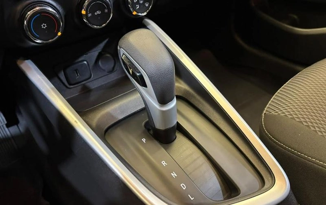 imagem-https://www.socarrao.com.br/sc-vehicle-images-prod/3918734/1789676595913-8432530_11_B_71a40cef6b.jpeg