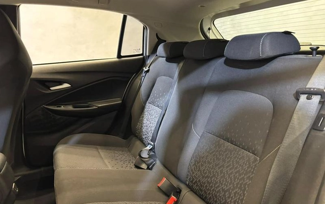 imagem-https://www.socarrao.com.br/sc-vehicle-images-prod/3918734/1789676595924-8432530_5_B_9cf3a6750c.jpeg