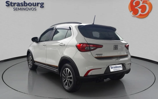 imagem-https://www.socarrao.com.br/sc-vehicle-images-prod/3918918/1789676957904-P63lb3jrSp43k0lMGfWFCyStfxIRKEdU1z3r.jpg
