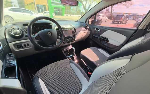 imagem-https://www.socarrao.com.br/sc-vehicle-images-prod/3918992/1789677062300-xMubeMeUqqnDnKFwMSAe40orRnzKV2G6.jpg
