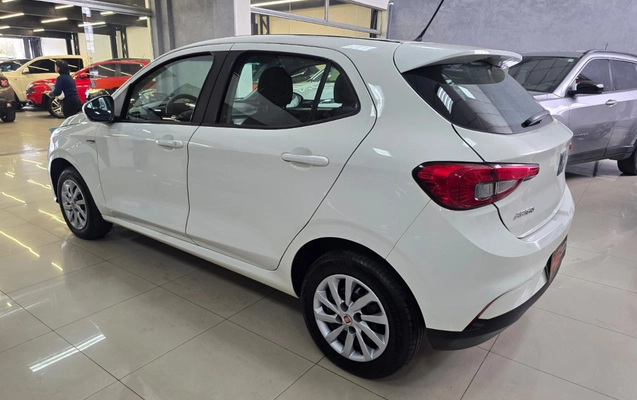 imagem-https://www.socarrao.com.br/sc-vehicle-images-prod/3918999/1789677073430-eaezr8XdoWmurG4TWRh41YKtOvGSSLXA.jpg