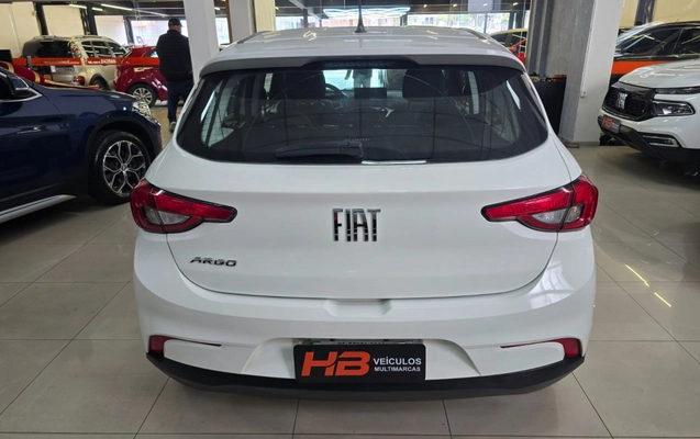 imagem-https://www.socarrao.com.br/sc-vehicle-images-prod/3918999/1789677073431-CBE7Fp5glO8GoLwAx6j1u4JosZG5HZmt.jpg