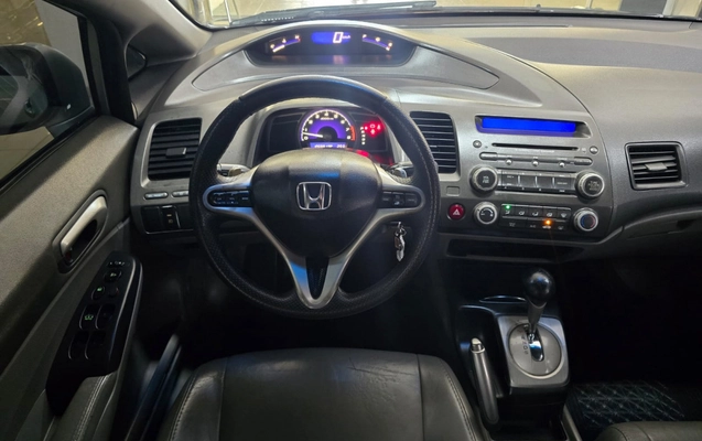 imagem-https://www.socarrao.com.br/sc-vehicle-images-prod/3919052/1789677161099-Ty9ZiriLJoHlhHK0I1hpsOgCwbNpANjv.jpg