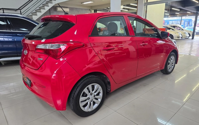 imagem-https://www.socarrao.com.br/sc-vehicle-images-prod/3919231/1789677567780-Qxv1zCO90k5Hg78iKl5LG0Sxv1Tq2UZ9.jpg