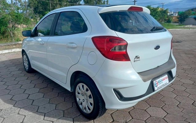 imagem-https://www.socarrao.com.br/sc-vehicle-images-prod/3919317/1789677772459-b7429bd02d6749e8954fdbfceeea39b9_1743529778843.jpg