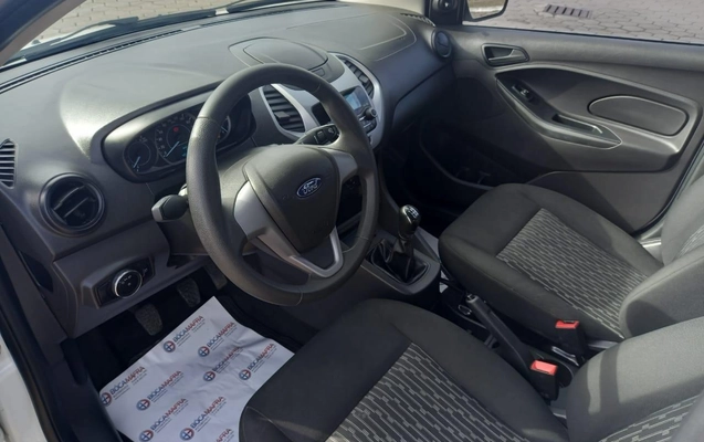 imagem-https://www.socarrao.com.br/sc-vehicle-images-prod/3919317/1789677772461-bb21d6e5612d48179d367f2f3291bed4_1654533803389.jpg