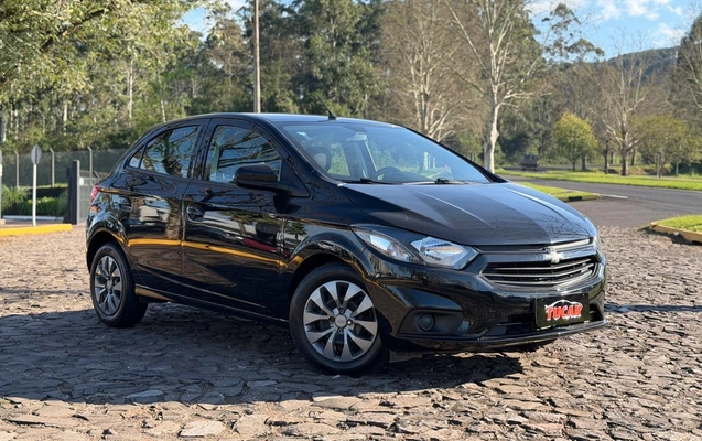 imagem-https://www.socarrao.com.br/sc-vehicle-images-prod/3919327/1789677814735-510fd83f-1dd3-4546-8f78-d28eda4b4592.jpg