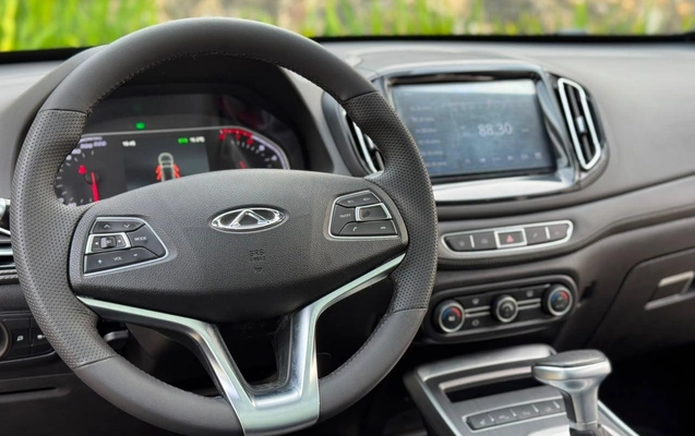 imagem-https://www.socarrao.com.br/sc-vehicle-images-prod/3919463/1789677996020-003_388f8f810449d8b4c5ea781f62619734.jpeg