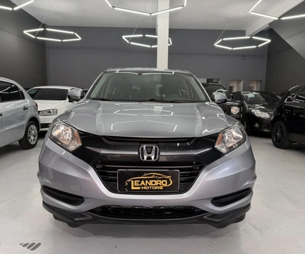 Honda HR-V 2018 Prata — foto 1 de 3