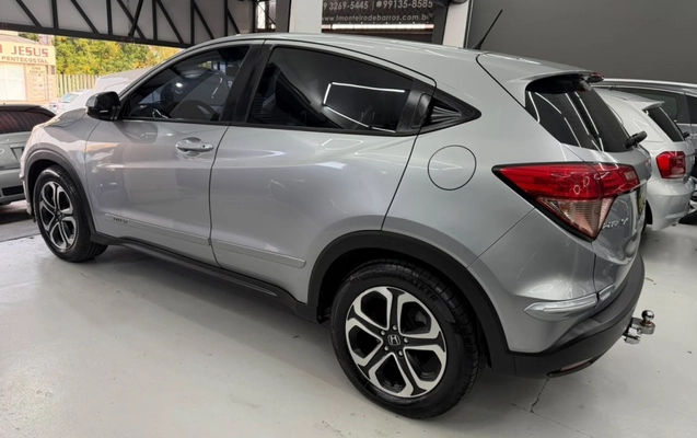 imagem-https://www.socarrao.com.br/sc-vehicle-images-prod/3919581/1789678145530-7_054816.jpg