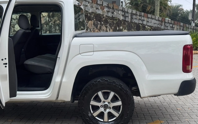 imagem-https://www.socarrao.com.br/sc-vehicle-images-prod/3919629/1789678353382-003_294efecb75043ddce4d72c9da94da286.jpeg