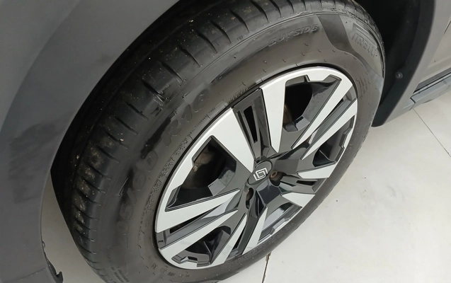 imagem-https://www.socarrao.com.br/sc-vehicle-images-prod/3920163/1789679392091-1_060940.jpg