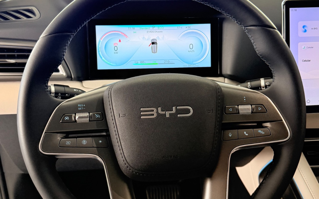 imagem-https://www.socarrao.com.br/sc-vehicle-images-prod/3920204/1789679518501-YTNhNjdhOGEtZGU2Ni00ZGQ3LTliNmItYmEwZjI0ZTkwZDYzLmpwZWc.jpeg