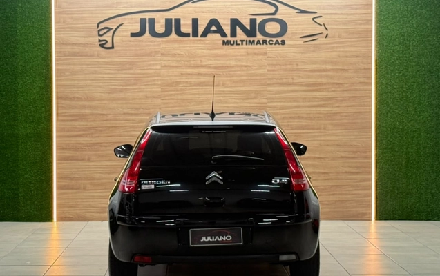 imagem-https://www.socarrao.com.br/sc-vehicle-images-prod/3920205/1789679519443-DfajLqM7wYQV6GtOVYXbeVya87hXwn3B.jpg