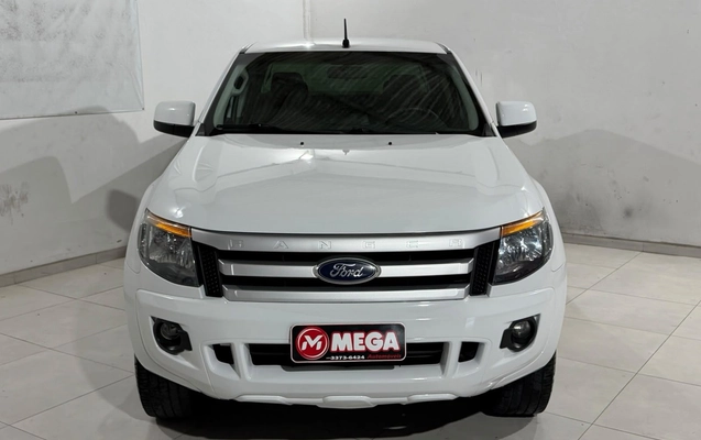 imagem-https://www.socarrao.com.br/sc-vehicle-images-prod/3920221/1789754531455-836941e171dd46e695a890e0281d9e89_1789679529955.jpg