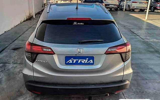 imagem-https://www.socarrao.com.br/sc-vehicle-images-prod/3920470/1789680218790-1014e104-cd51-43f8-9c0b-180bda39ed37.jpg
