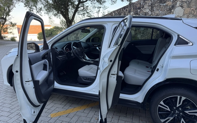 imagem-https://www.socarrao.com.br/sc-vehicle-images-prod/3920941/1789680988850-003_8c638da0277504b02e8688aa5fbfb8b0.jpeg