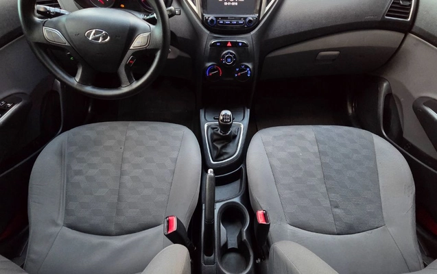 imagem-https://www.socarrao.com.br/sc-vehicle-images-prod/3921168/1789740487892-gb-ca95f89.jpg