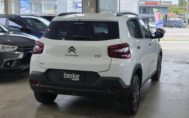 imagem-https://www.socarrao.com.br/sc-vehicle-images-prod/3921917/1789683495433-0321201412c94e2c95fd2ea7a2b92a3c_1789682102052.jpg