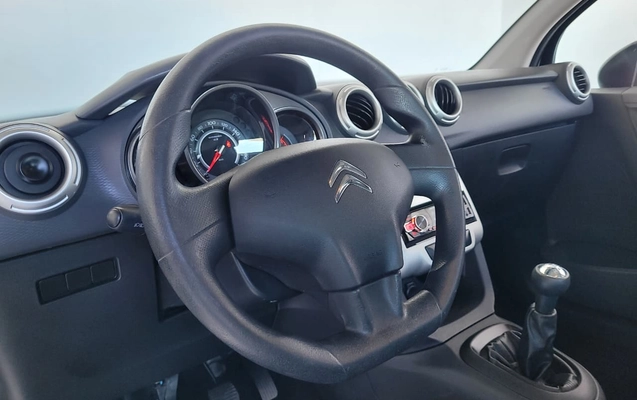 imagem-https://www.socarrao.com.br/sc-vehicle-images-prod/3922349/1789684596389-003_b6830889539d643159fbd179937532af.jpg