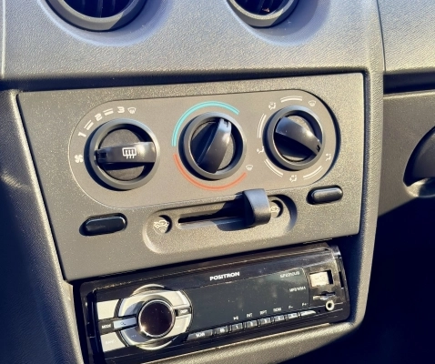 imagem-https://www.socarrao.com.br/sc-vehicle-images-prod/3924111/1789737557995-LYkujmCP7eclwTpbacArqqV62yCVVU7A.jpg