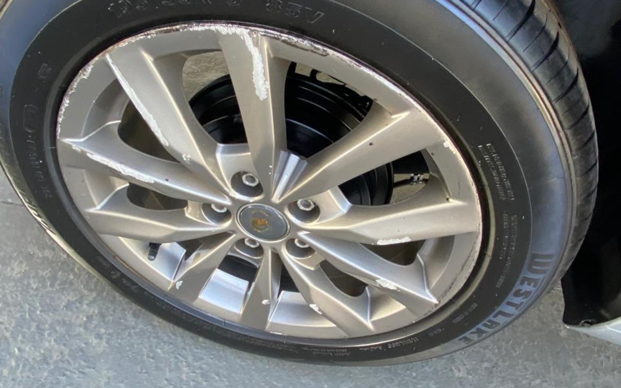 imagem-https://www.socarrao.com.br/sc-vehicle-images-prod/3925457/1789692518169-MzQzNC5qcGVn.jpeg