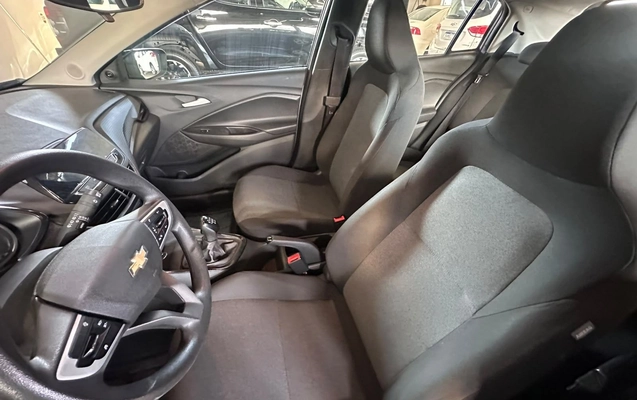 imagem-https://www.socarrao.com.br/sc-vehicle-images-prod/3925699/1789693137750-2e1096273ee349c98aaecda57596755b_1789693087228.jpg