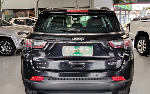 imagem-https://www.socarrao.com.br/sc-vehicle-images-prod/3926663/1790000344590-91726RibPIUT7v9Ov3hq177YHYLtaPn1.jpg