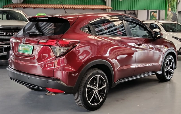 imagem-https://www.socarrao.com.br/sc-vehicle-images-prod/3926992/1790000305413-438zuiafgl5xPwMyqLOePXJsjbISgmVy.jpg