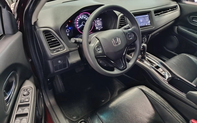 imagem-https://www.socarrao.com.br/sc-vehicle-images-prod/3926992/1790000305420-ItLQoDpsLESISKWHHvKLhVa9xFvstU9b.jpg