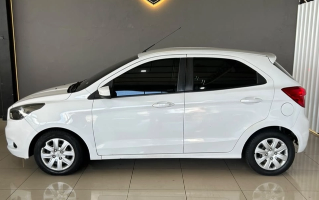 imagem-https://www.socarrao.com.br/sc-vehicle-images-prod/3927891/1789698760145-V2hhdHNBcHAgSW1hZ2UgMjAyNi0wOS0xNyBhdCAxNC4xNC4wMiAoMSkuanBlZw.jpeg