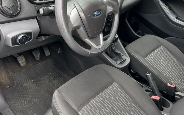imagem-https://www.socarrao.com.br/sc-vehicle-images-prod/3927891/1789698760350-V2hhdHNBcHAgSW1hZ2UgMjAyNi0wOS0xNyBhdCAxNC4xNC4wMiAoNSkuanBlZw.jpeg