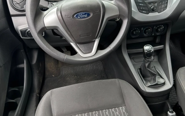 imagem-https://www.socarrao.com.br/sc-vehicle-images-prod/3927891/1789698760403-V2hhdHNBcHAgSW1hZ2UgMjAyNi0wOS0xNyBhdCAxNC4xNC4wMiAoNikuanBlZw.jpeg