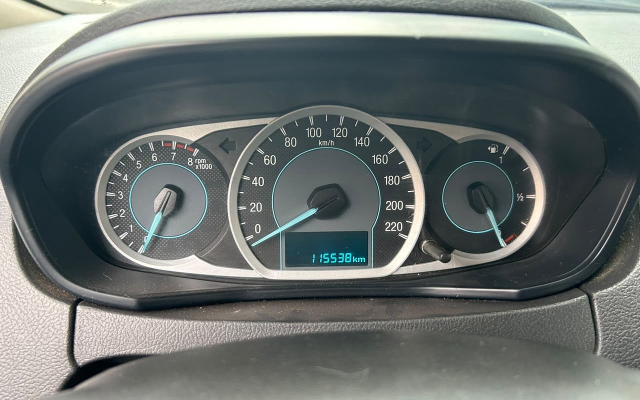 imagem-https://www.socarrao.com.br/sc-vehicle-images-prod/3927891/1789698760480-V2hhdHNBcHAgSW1hZ2UgMjAyNi0wOS0xNyBhdCAxNC4xNC4wMiAoNykuanBlZw.jpeg