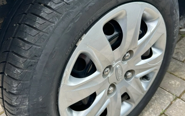 imagem-https://www.socarrao.com.br/sc-vehicle-images-prod/3927891/1789698761112-V2hhdHNBcHAgSW1hZ2UgMjAyNi0wOS0xNyBhdCAxNC4xNC4wMyAoMSkuanBlZw.jpeg