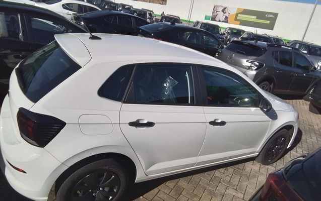 imagem-https://www.socarrao.com.br/sc-vehicle-images-prod/3929768/1789705944573-1_035257.jpg