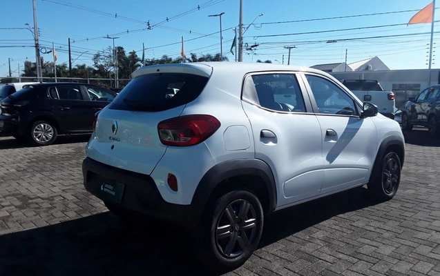 imagem-https://www.socarrao.com.br/sc-vehicle-images-prod/3929807/1789705998864-1_023041.jpg