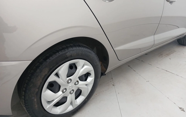 imagem-https://www.socarrao.com.br/sc-vehicle-images-prod/3929922/1789706165375-1_114006.jpg