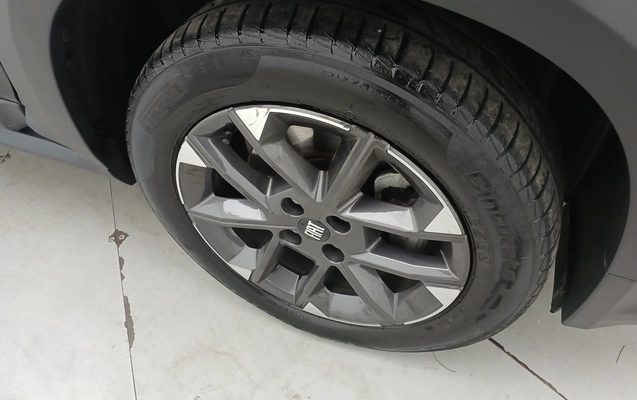 imagem-https://www.socarrao.com.br/sc-vehicle-images-prod/3929989/1789706230333-1_124309.jpg