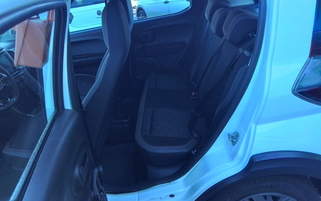 imagem-https://www.socarrao.com.br/sc-vehicle-images-prod/3930015/1789706256948-1_020208.jpg
