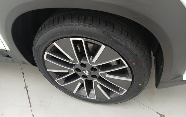 imagem-https://www.socarrao.com.br/sc-vehicle-images-prod/3930017/1789706259719-1_033224.jpg