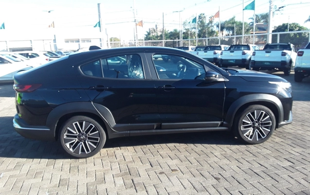 imagem-https://www.socarrao.com.br/sc-vehicle-images-prod/3930043/1789706328355-1_085203.jpg
